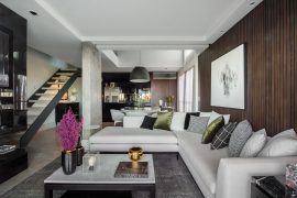 Sala de estar de apartamento projetado por Rafael Kroth