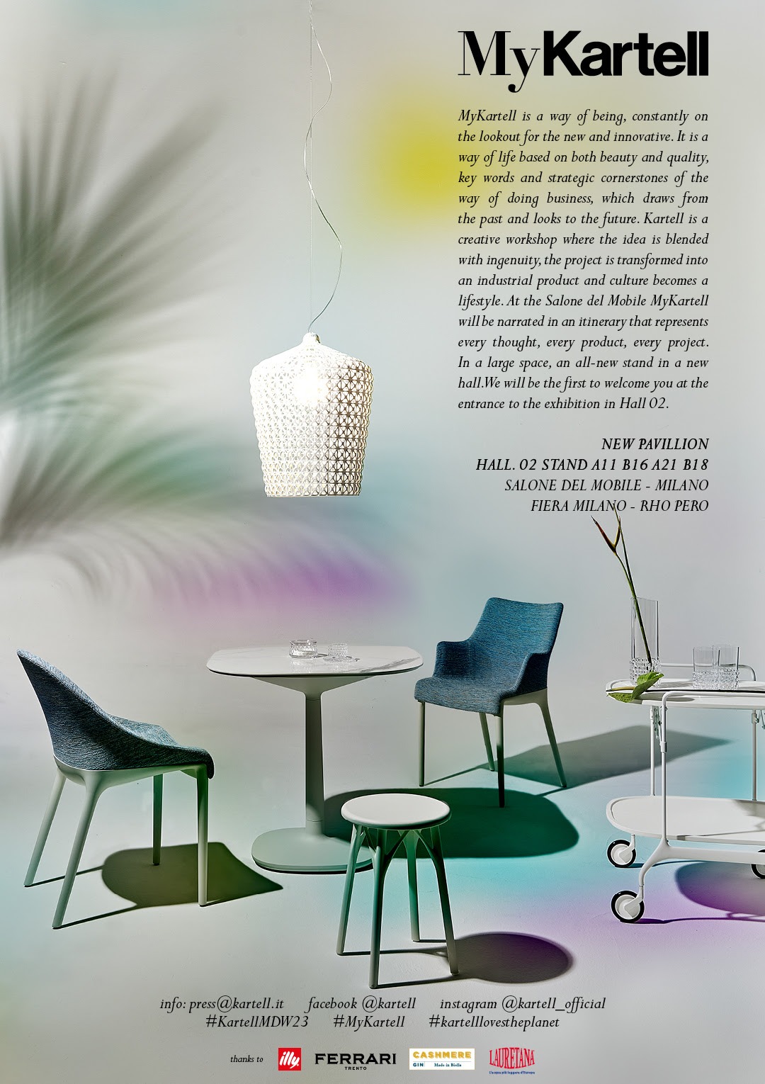 Ambiente com produtos da Kartell, sempre um show esperado no Salone del Mobile Milano