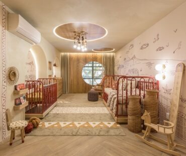 Com cama para bebê e mãe, o quarto é inspirado na cultura africana (Fotos Julio Cesar Ferreira, divulgação)