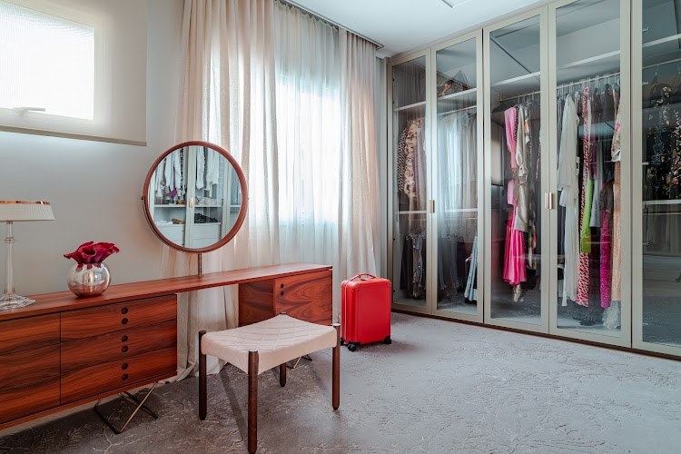 Área íntima com closet