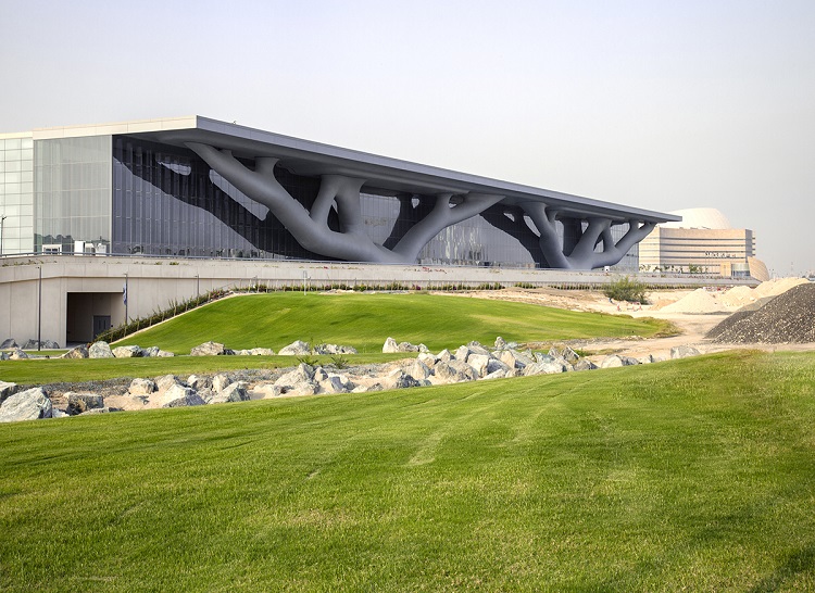 Qatar National Convention Center em Doha, Qatar, obra de Arata Isozaki concluída em 2011