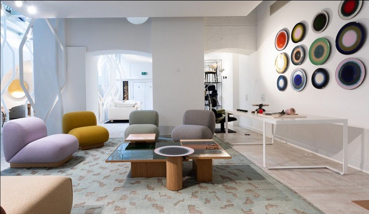 Na Clerkenwell Design Week 2026, a Moroso Londres apresenta Play With Fire, instalação de Zanellato/Bortotto que também assinam as coleções de mobiliário Mangiafuoco e Clay (Fotos Divulgação)